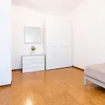 Apartman Benelux