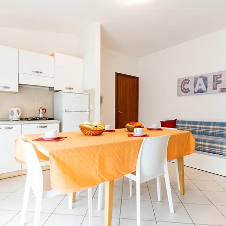 Benelux Apartman