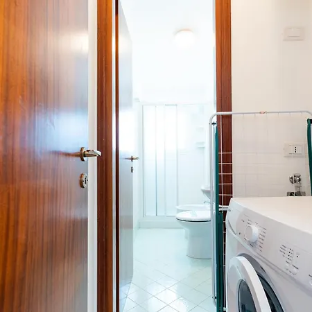 Benelux Apartment *