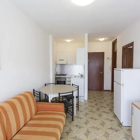 Benelux Apartment