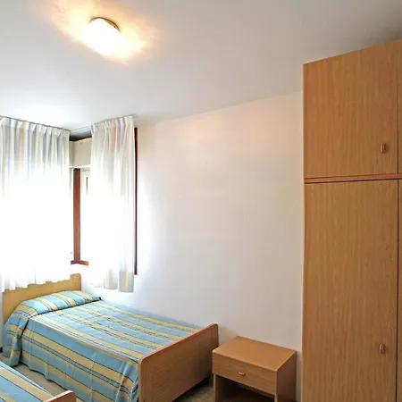 Benelux Apartment *