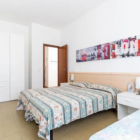 Benelux Apartment