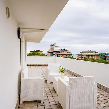 Benelux * Lido di Jesolo